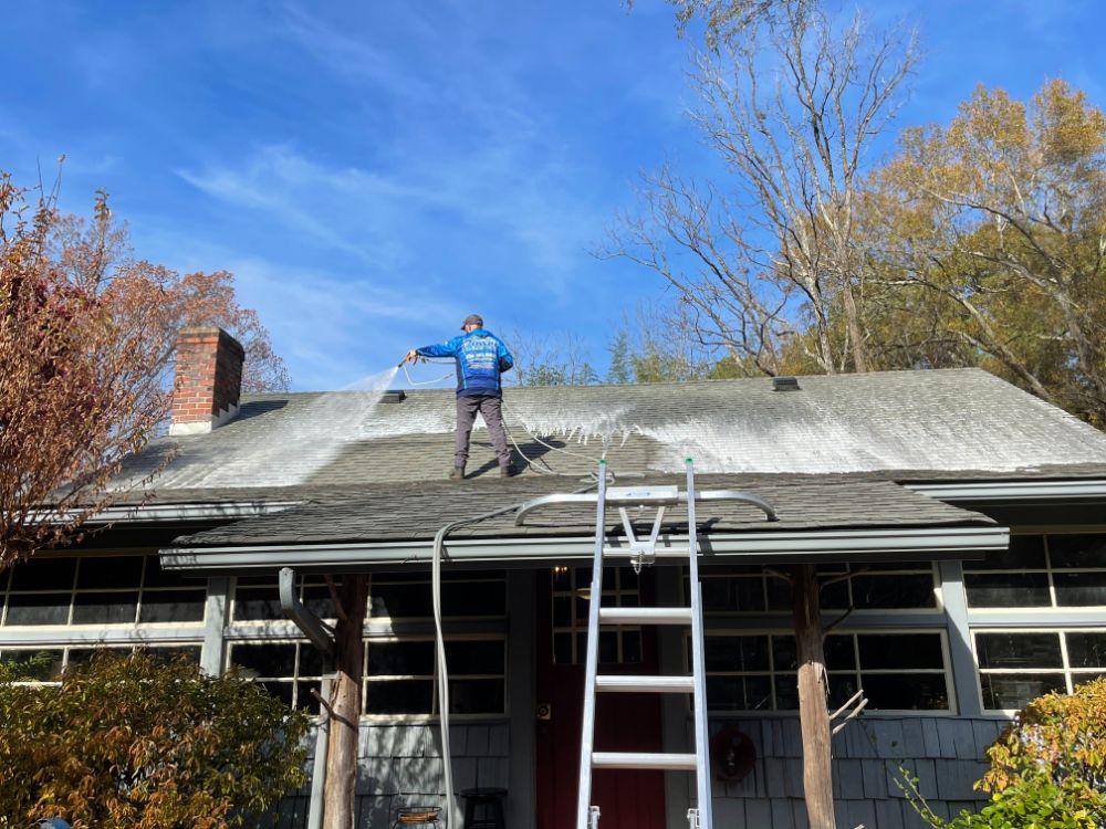 Farm House Roof Wash and Gutter Cleaning in Pleasant Garden, NC